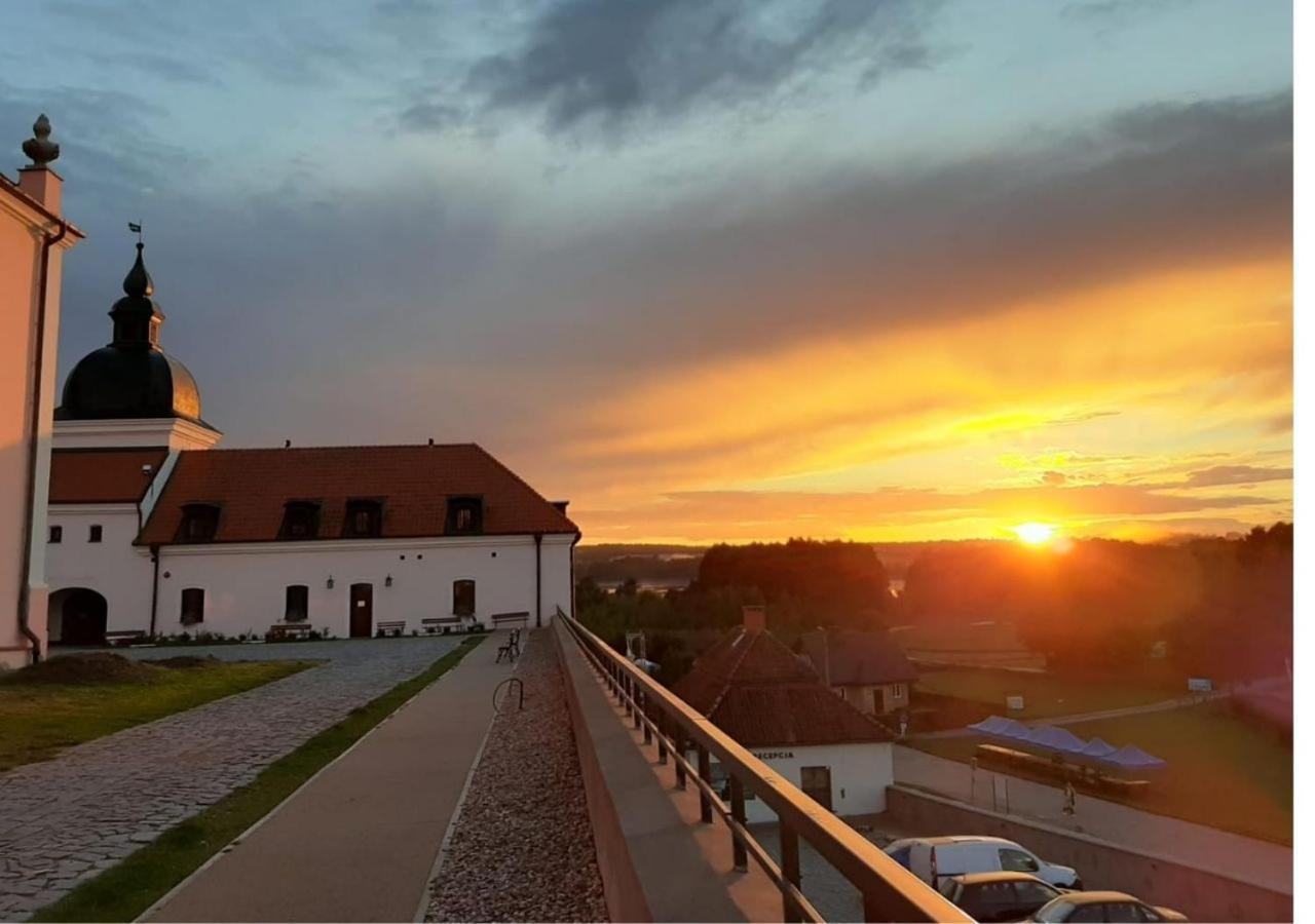 Pokamedulski Klasztor W Wigrach Wigry Exterior photo